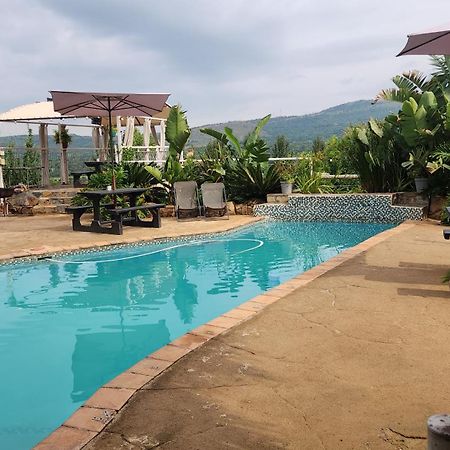 Koi Inn Hartbeespoort Bagian luar foto