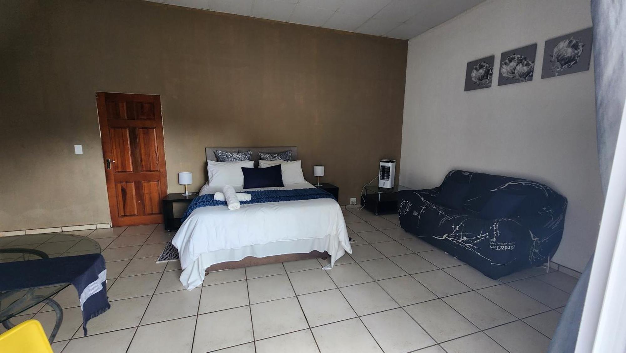 Koi Inn Hartbeespoort Bagian luar foto